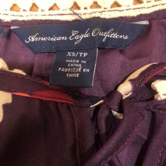 AE Floral Cropped Blouse - Picture 2 of 6